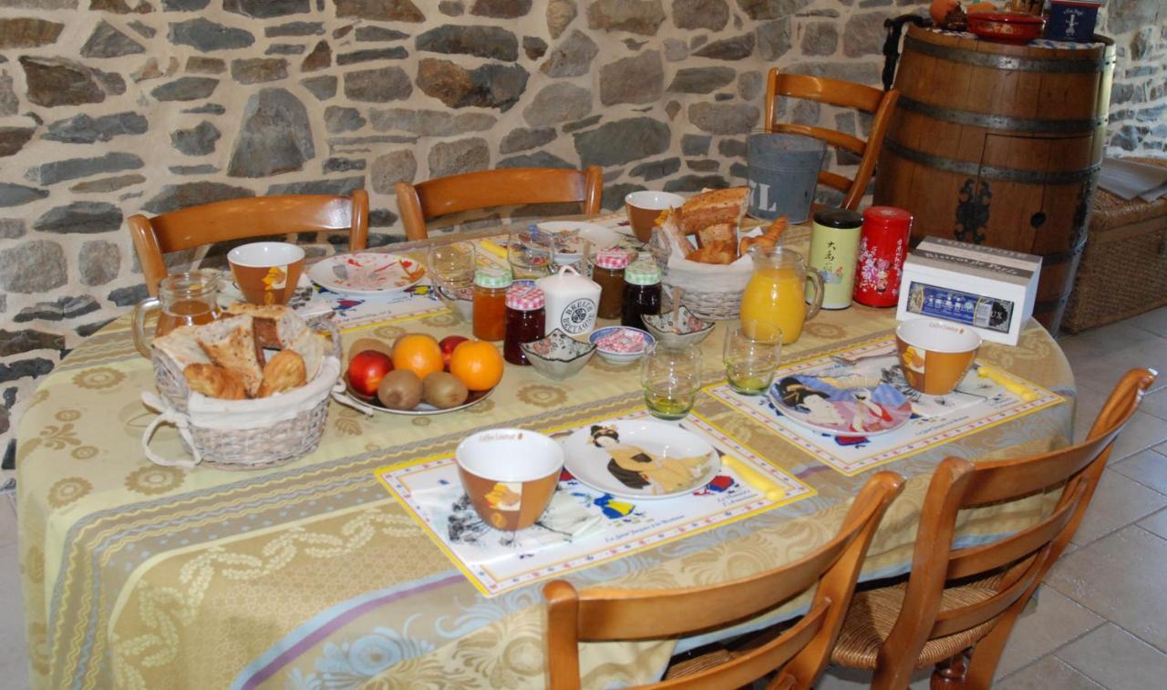 Bed and Breakfast E-Harz Ar Menez Mont-Dol Esterno foto