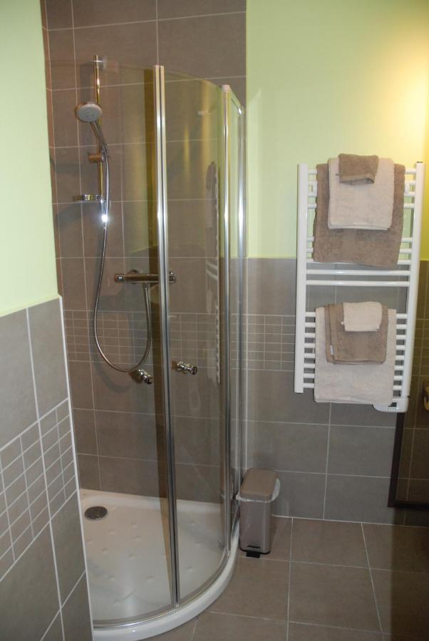 Bed and Breakfast E-Harz Ar Menez Mont-Dol Esterno foto